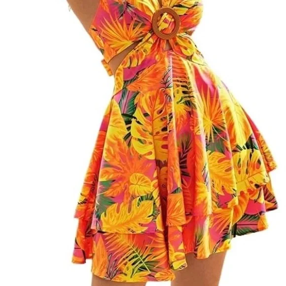 Tropical Halter Neck Dress - Picture 3 of 11